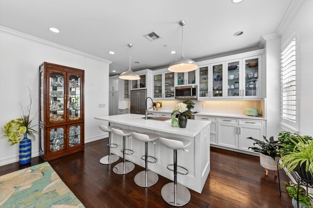 145 N Cannery Row Circle, Delray Beach, FL 33444