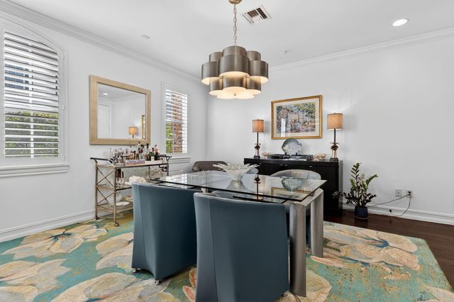 145 N Cannery Row Circle, Delray Beach, FL 33444