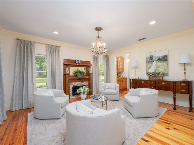 392 Mossy Oak Trail, Waverly, GA 31565