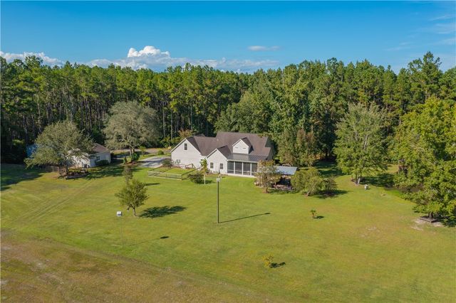 392 Mossy Oak Trail, Waverly, GA 31565