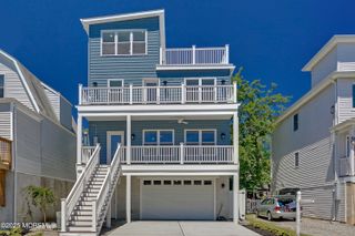 14 Barberie Avenue, Highlands, NJ 07732