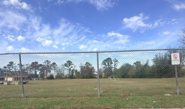 15537 Weldon Drive, Houston, TX 77032