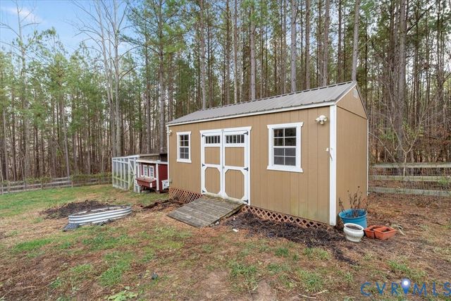 6175 Walnut Tree Dr, Powhatan, VA 23139