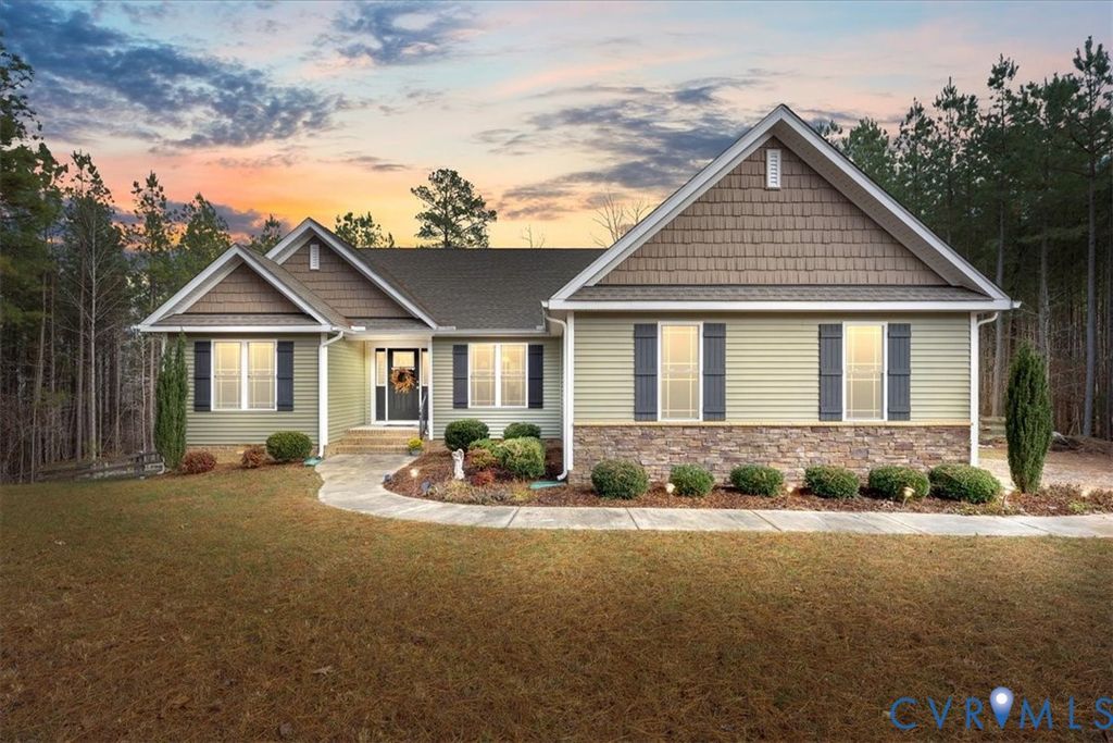 6175 Walnut Tree Dr, Powhatan, VA 23139