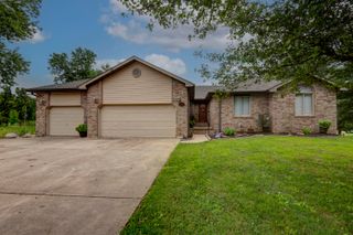 2500 South 14th Avenue, Ozark, MO 65721