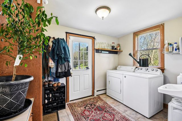 10604 Charles Road, Woodstock, IL 60098