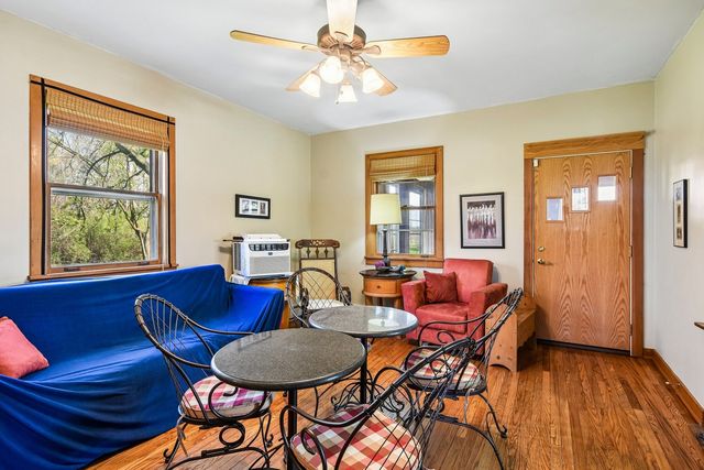 10604 Charles Road, Woodstock, IL 60098