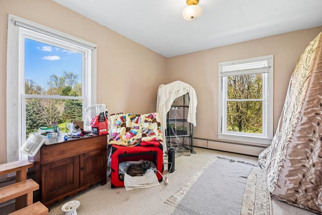 10604 Charles Road, Woodstock, IL 60098