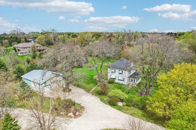 10604 Charles Road, Woodstock, IL 60098