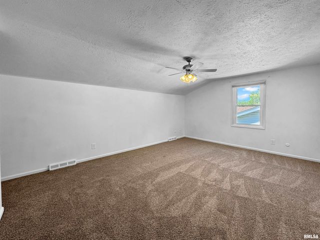 1521-1523 W DAYTONA Drive, Peoria, IL 61614