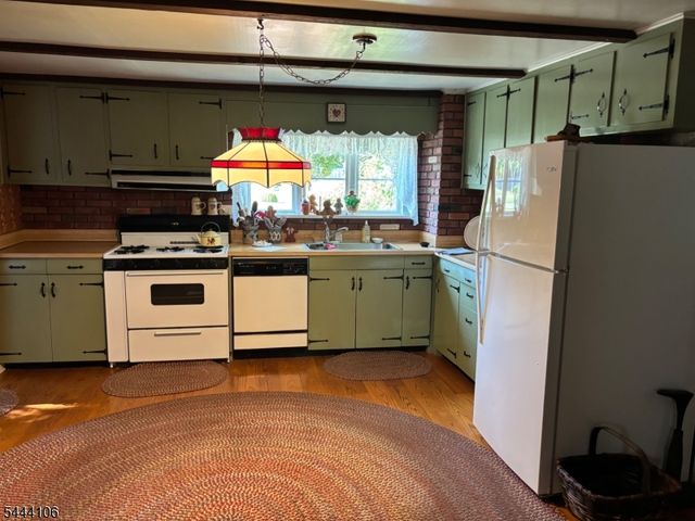 585 Meadow Rd, Bridgewater Twp., NJ 08807