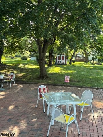 585 Meadow Rd, Bridgewater Twp., NJ 08807