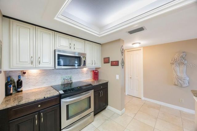 5700 ESCONDIDA BOULEVARD S 506, St Petersburg, FL 33715