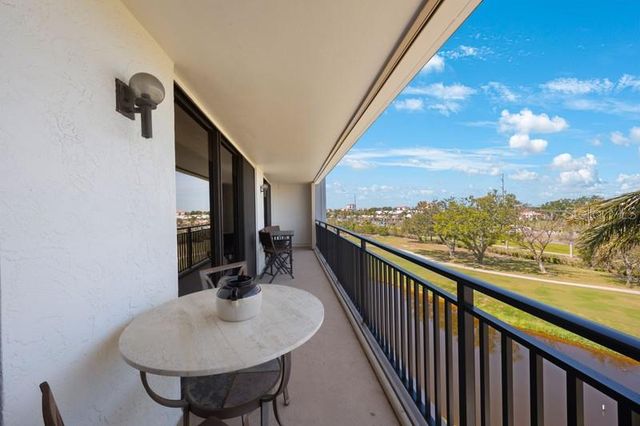 5700 ESCONDIDA BOULEVARD S 506, St Petersburg, FL 33715