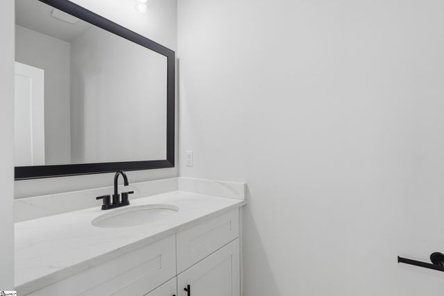 124 Lyman Avenue, Duncan, SC 29334