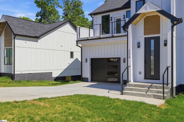 124 Lyman Avenue, Duncan, SC 29334