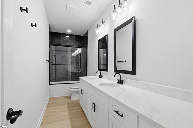 124 Lyman Avenue, Duncan, SC 29334