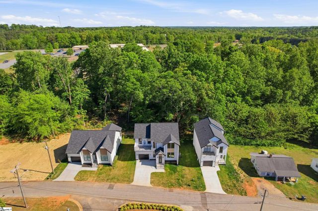 124 Lyman Avenue, Duncan, SC 29334