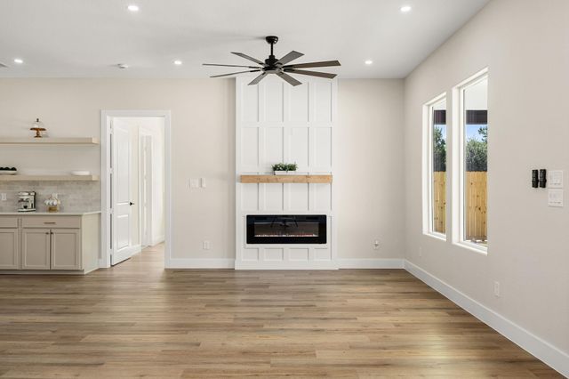 231 Road 5605, Cleveland, TX 77327