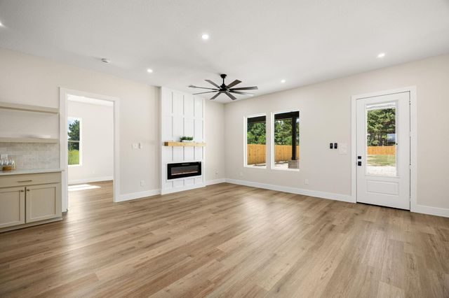 231 Road 5605, Cleveland, TX 77327