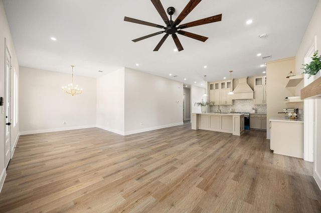 231 Road 5605, Cleveland, TX 77327