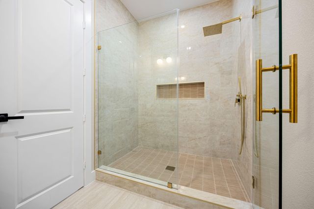 231 Road 5605, Cleveland, TX 77327