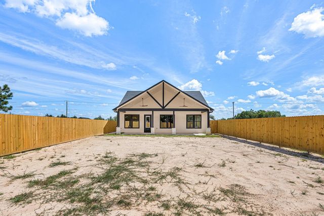 231 Road 5605, Cleveland, TX 77327