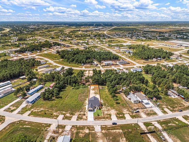 231 Road 5605, Cleveland, TX 77327