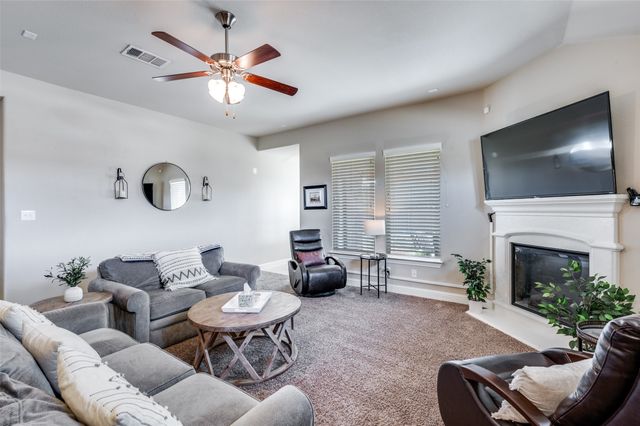 608 Woodridge Drive, Oak Point, TX 75068