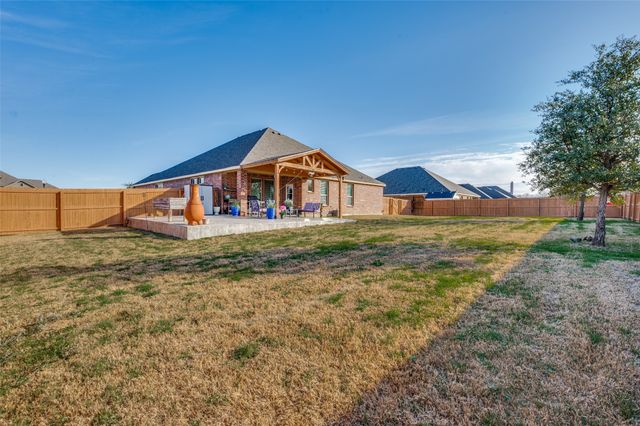 608 Woodridge Drive, Oak Point, TX 75068