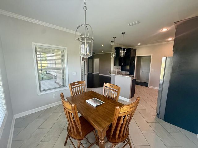 1798 National Rd, Dothan, AL 36301