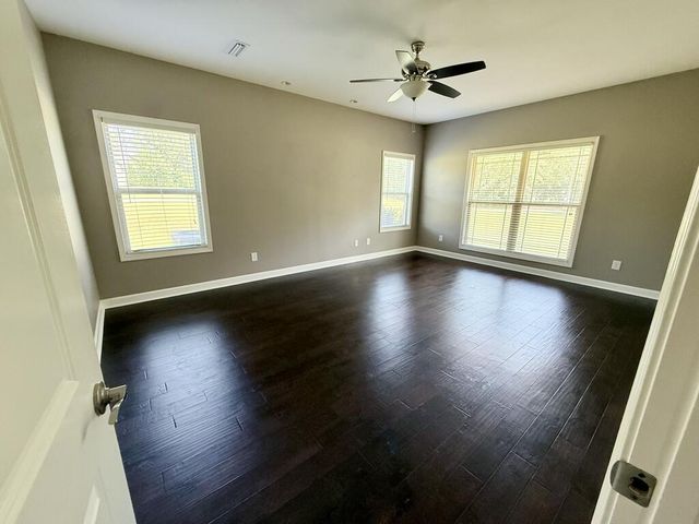 1798 National Rd, Dothan, AL 36301