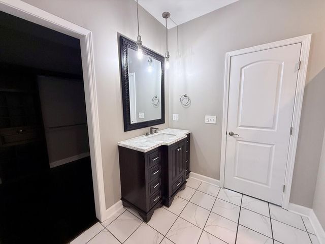 1798 National Rd, Dothan, AL 36301