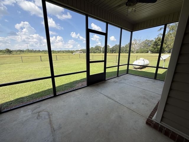 1798 National Rd, Dothan, AL 36301