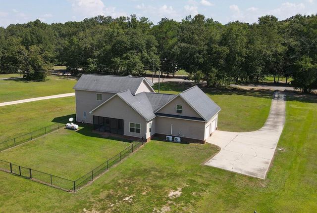 1798 National Rd, Dothan, AL 36301