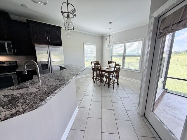 1798 National Rd, Dothan, AL 36301