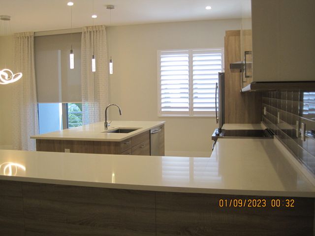 4033 NW 17th Way, Boca Raton, FL 33431