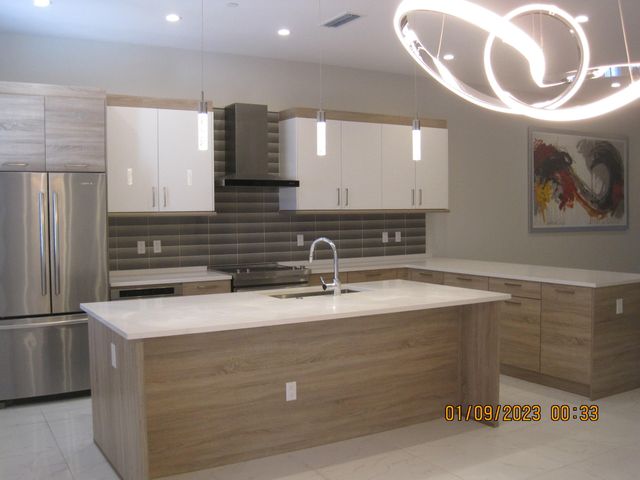 4033 NW 17th Way, Boca Raton, FL 33431