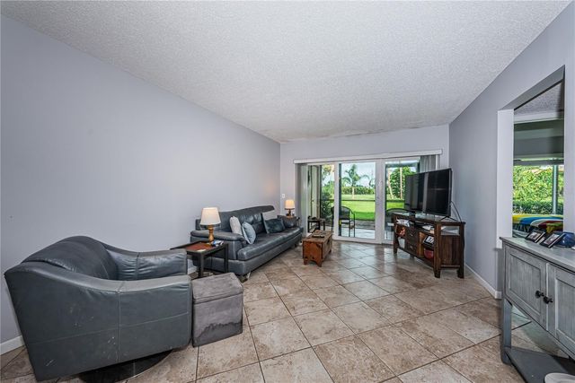 6269 PALMA DEL MAR BOULEVARD S 112, St Petersburg, FL 33715