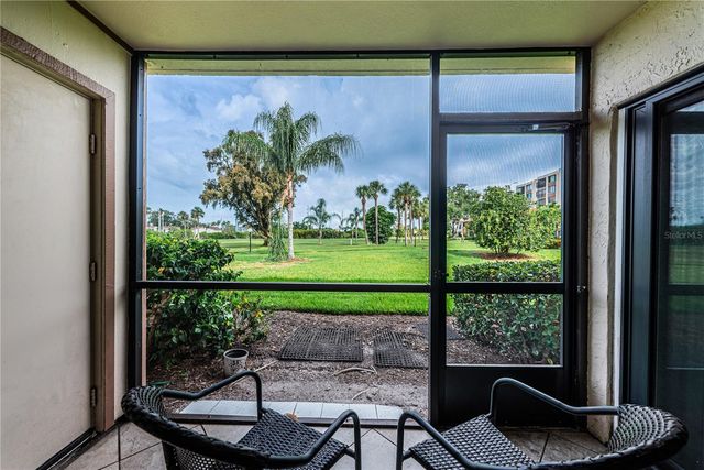 6269 PALMA DEL MAR BOULEVARD S 112, St Petersburg, FL 33715