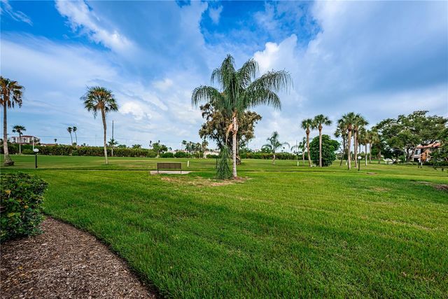 6269 PALMA DEL MAR BOULEVARD S 112, St Petersburg, FL 33715