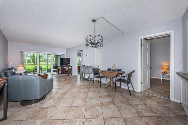 6269 PALMA DEL MAR BOULEVARD S 112, St Petersburg, FL 33715