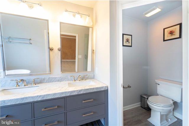 5237 JULE STAR DR, Centreville, VA 20120