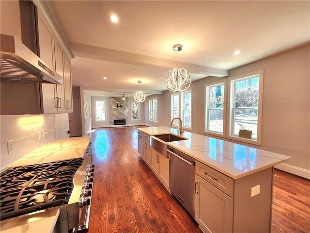 1112 Shepherds Lane, Atlanta, GA 30324