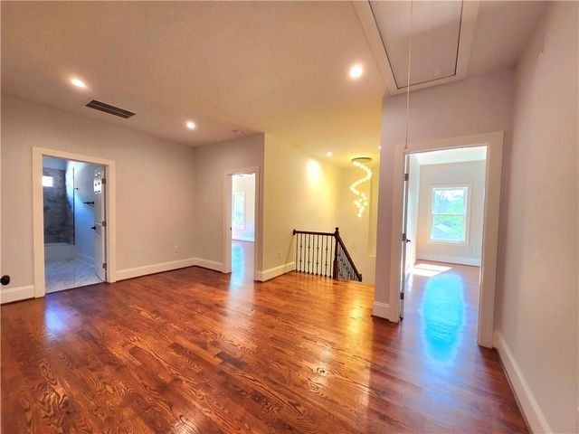 1112 Shepherds Lane, Atlanta, GA 30324