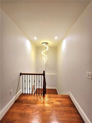 1112 Shepherds Lane, Atlanta, GA 30324