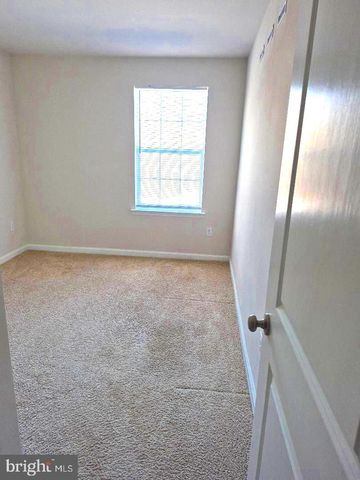 325 MAZZEO DR, Glassboro, NJ 08028