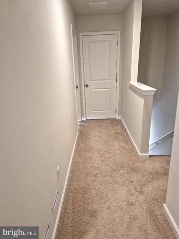 325 MAZZEO DR, Glassboro, NJ 08028