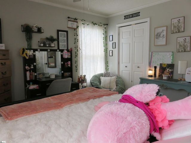 224 Riverrun Drive, Spartanburg, SC 29303