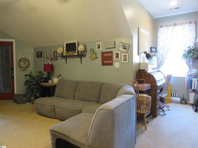 224 Riverrun Drive, Spartanburg, SC 29303